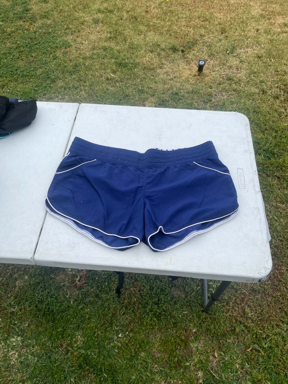 Xhilaration Navy Blue Athletic Shorts with Polka Dot Waistband Size L